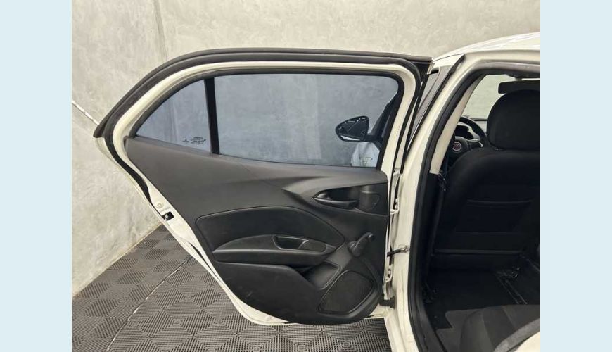 FIAT ARGO DRIVE 1.0 FLEX MANUAL 4P - BRANCO - 2020 Foto 9 (Grande)