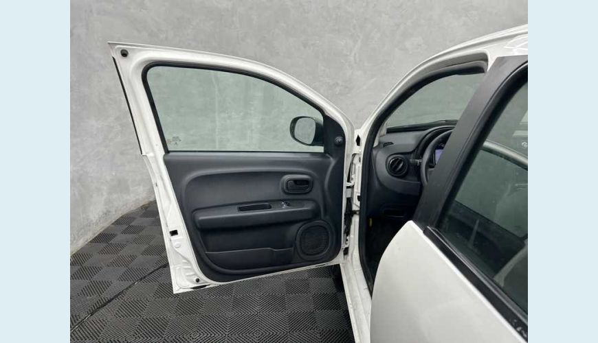 FIAT MOBI LIKE 1.0 FLEX MANUAL 4P - BRANCO - 2022 Foto 9 (Grande)
