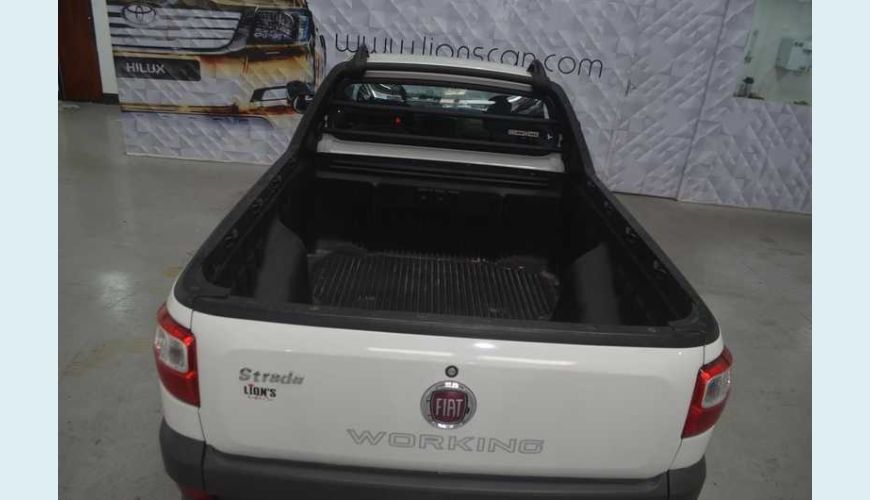 FIAT STRADA WORKING 1.4 FLEX MANUAL 2P - BRANCO - 2016 Foto 9 (Grande)