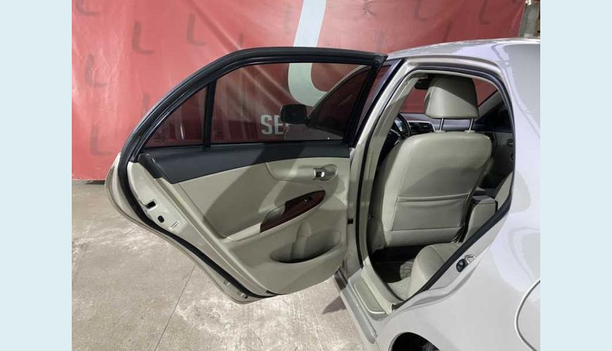 TOYOTA COROLLA XEI MULTI-DRIVE S 2.0 FLEX AUT. 4P - BEGE - 2013 Foto 9 (Grande)