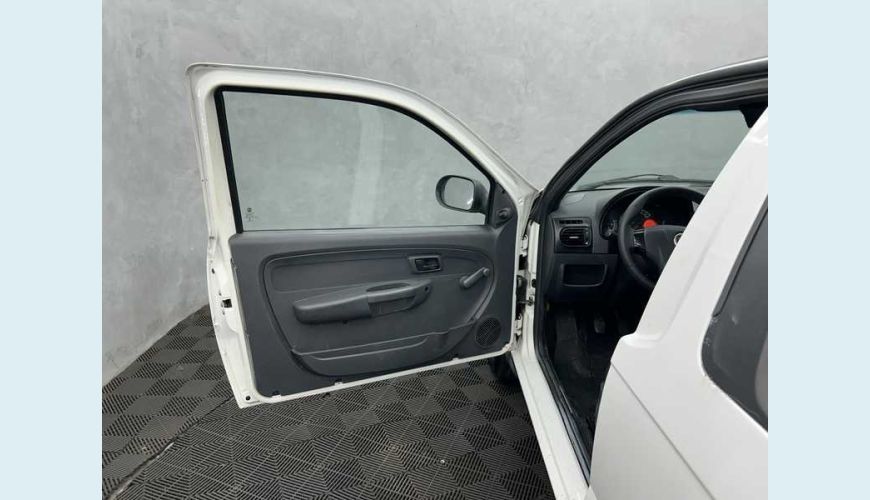 FIAT STRADA WORKING 1.4 FLEX MANUAL 2P - BRANCO - 2019 Foto 9 (Grande)