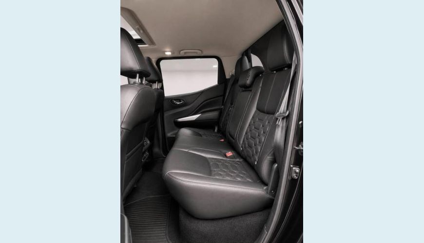 NISSAN FRONTIER PLATINUM 2.3 B.TURBO DIESEL FLEX AUT. 4P - PRETO - 2023 Foto 9 (Grande)