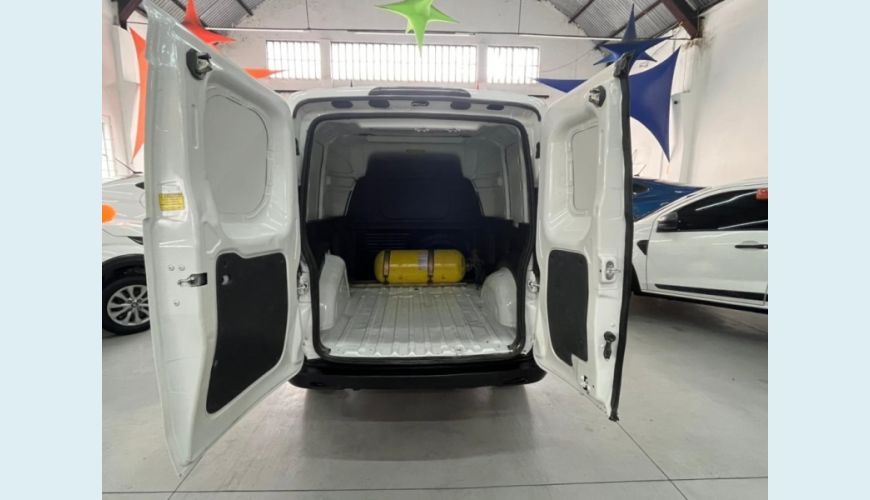 FIAT FIAT FIORINO FLEX MANUAL 2P - BRANCO - 2015 Foto 9 (Grande)