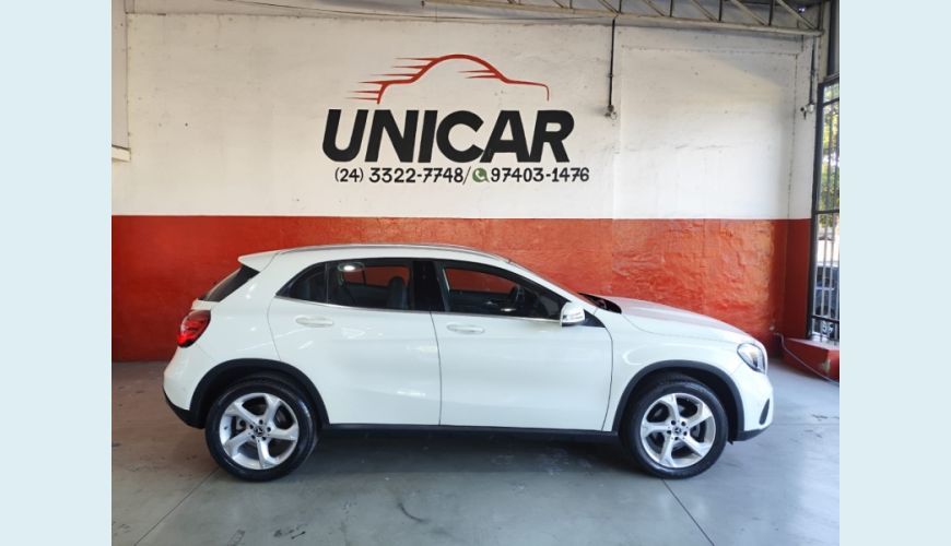 MERCEDES-BENZ MERCEDES-BENZ GLA 200 FLEX AUT. 4P - BRANCO - 2018 Foto 9 (Grande)