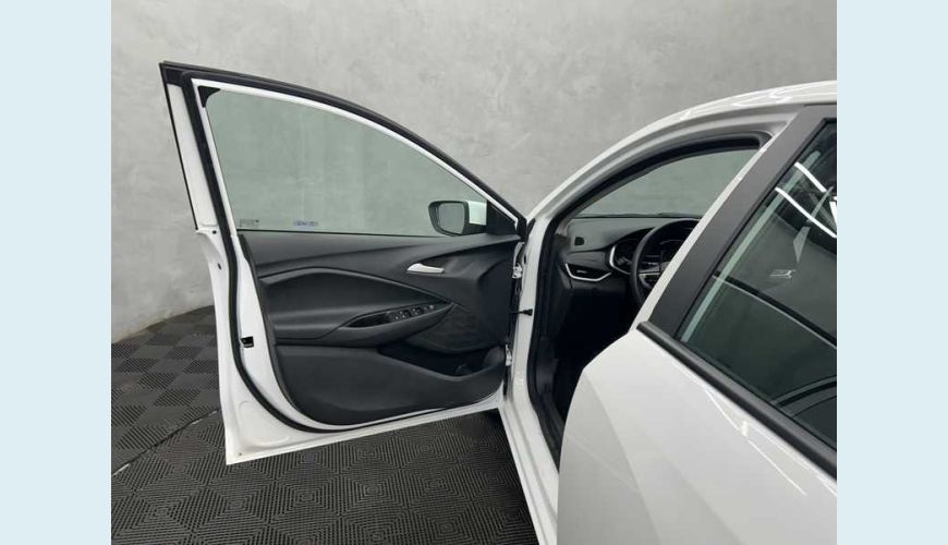 CHEVROLET ONIX LT 1.0 TURBO FLEX MANUAL 4P - BRANCO - 2024 Foto 9 (Grande)