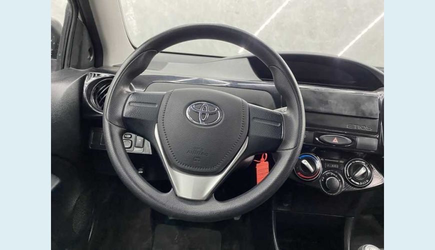 TOYOTA ETIOS SEDAN X 1.5 FLEX MANUAL 4P - BRANCO - 2020 Foto 9 (Grande)