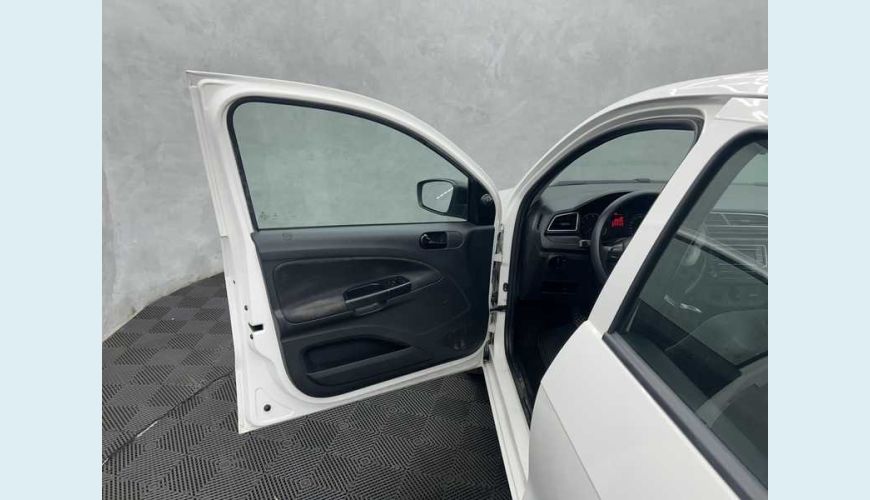 VOLKSWAGEN GOL 1.0 12V (FLEX) - BRANCO - 2023 Foto 9 (Grande)