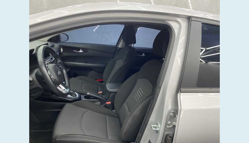 KIA CERATO 2.0 16V EX (AUT) (FLEX) - PRATA - 2020 Foto 9 (Grande)