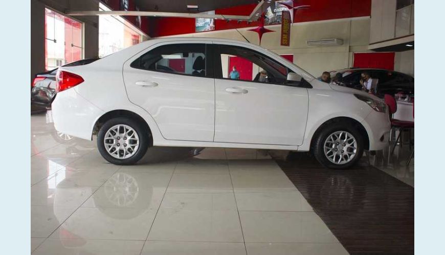 FORD FORD KA SEDAN SE 1.0 FLEX MANUAL 4P - BRANCO - 2018 Foto 9 (Grande)