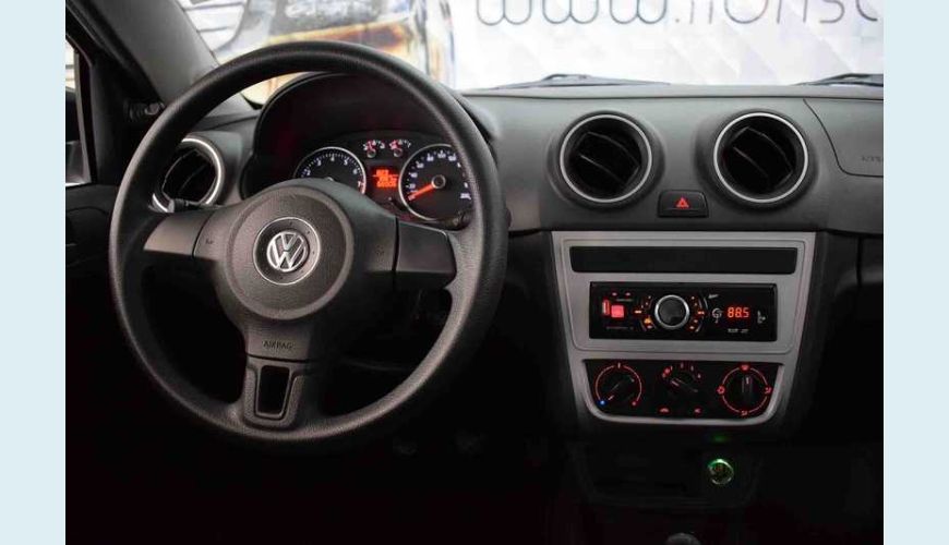 VOLKSWAGEN VOYAGE TEC CITY 1.0 FLEX MANUAL 4P - PRATA - 2015 Foto 9 (Grande)