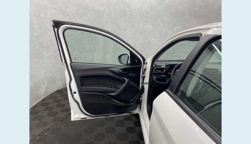 FIAT CRONOS 1.3 FLEX MANUAL 4P - BRANCO - 2022 Foto 9 (Grande)
