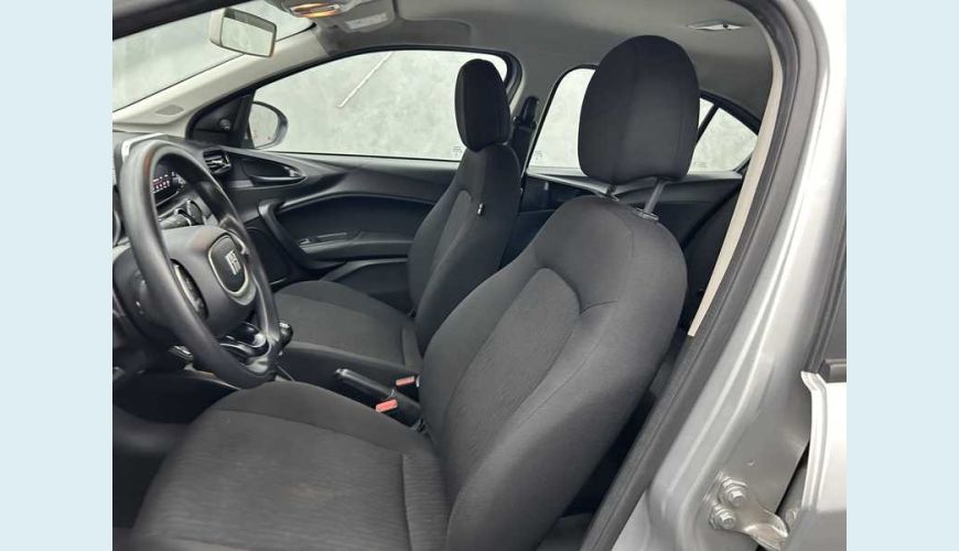 FIAT CRONOS DRIVE 1.0 FLEX MANUAL 4P - PRATA - 2023 Foto 9 (Grande)