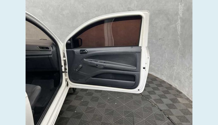 VOLKSWAGEN SAVEIRO ROBUST 1.6 MSI CS FLEX - BRANCO - 2020 Foto 9 (Grande)