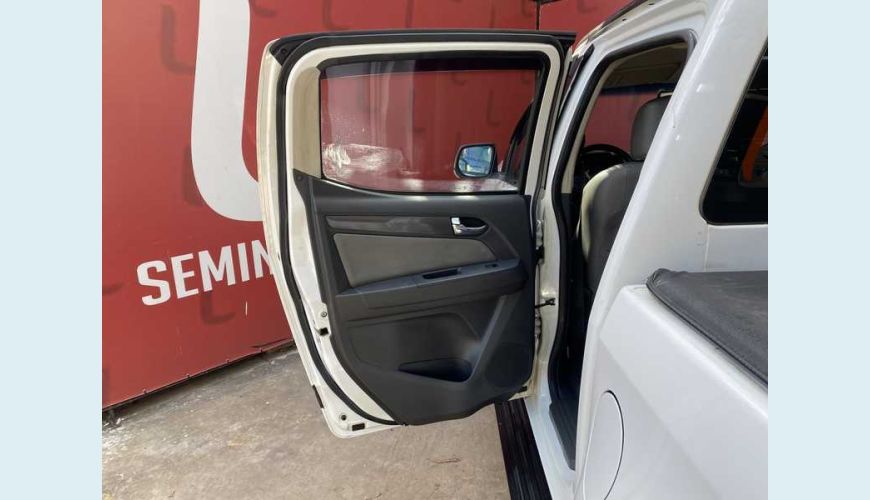 CHEVROLET CHEVROLET S-10 LTZ 2.4 FLEX MANUAL 4P - BRANCO - 2013 Foto 9 (Grande)
