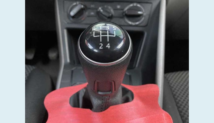VOLKSWAGEN VOLKSWAGEN VIRTUS 1.6 MSI 16V FLEX MANUAL 4P - PRATA - 2019 Foto 9 (Grande)