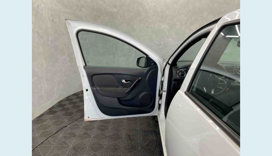 RENAULT RENAULT SANDERO ZEN 1.0 12V FLEX MANUAL 4P - BRANCO - 2020 Foto 9 (Grande)