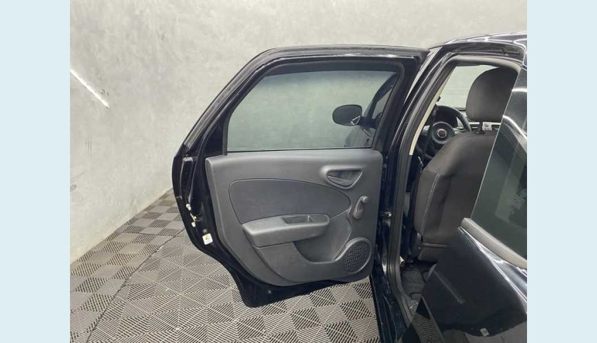 FIAT FIAT GRAND SIENA EVO ATTRACTIVE 1.4 8V FLEX MANUAL 4P - PRETO - 2020 Foto 9 (Grande)