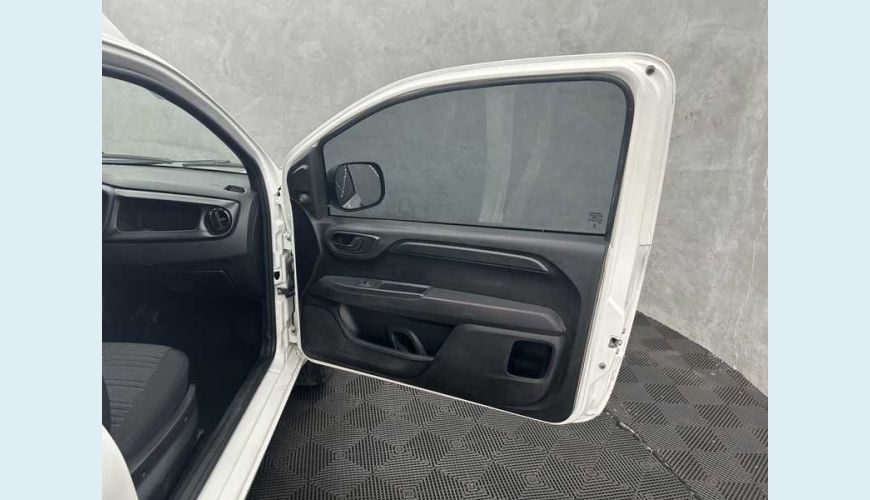 FIAT FIORINO ENDURANCE 1.4 FLEX MANUAL 3P - BRANCO - 2023 Foto 9 (Grande)