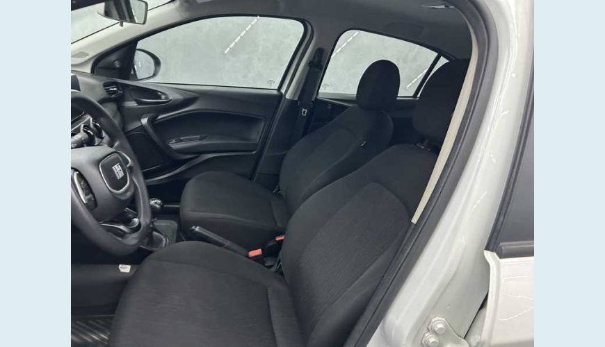 FIAT FIAT CRONOS DRIVE 1.3 FLEX MANUAL 4P - BRANCO - 2023 Foto 9 (Grande)