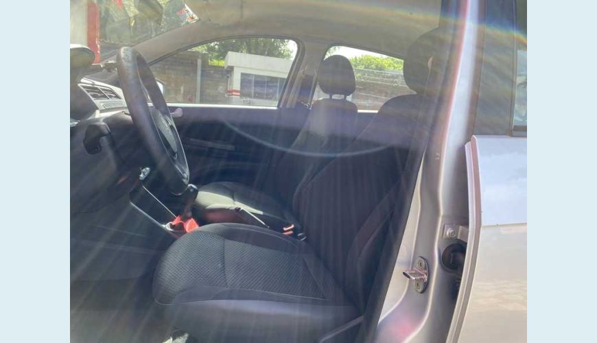 VOLKSWAGEN VOLKSWAGEN GOL 1.0 12V FLEX MANUAL 4P - PRATA - 2019 Foto 9 (Grande)