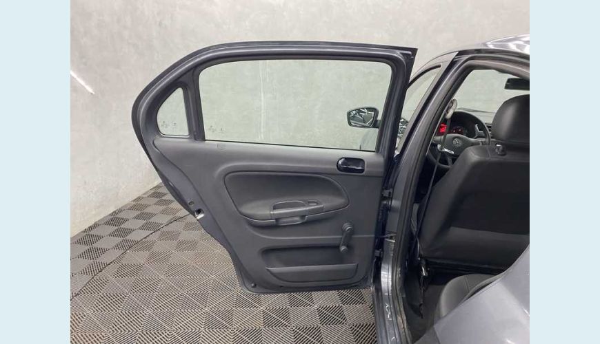 VOLKSWAGEN VOLKSWAGEN GOL 1.0 12V FLEX MANUAL 4P - CINZA - 2022 Foto 9 (Grande)
