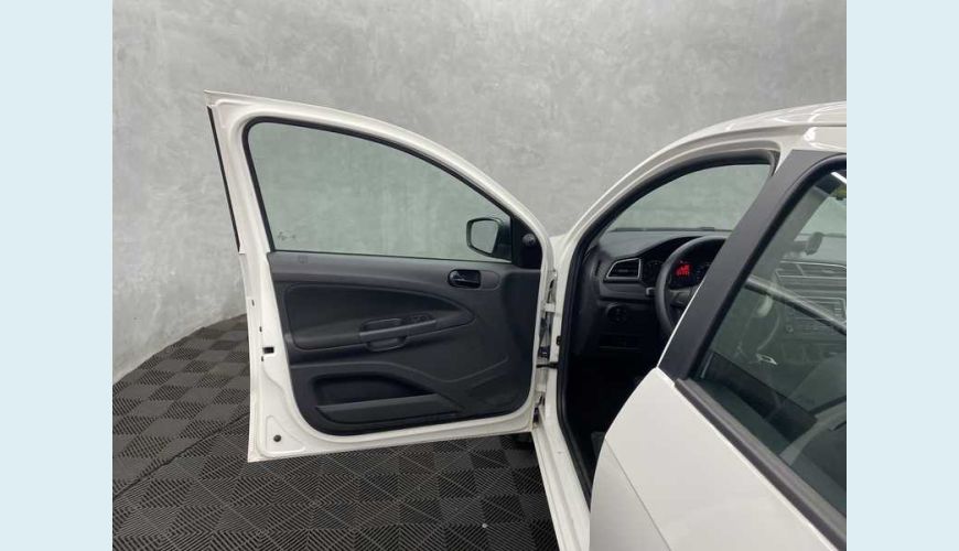 VOLKSWAGEN VOLKSWAGEN GOL 1.0 12V FLEX MANUAL 4P - BRANCO - 2022 Foto 9 (Grande)