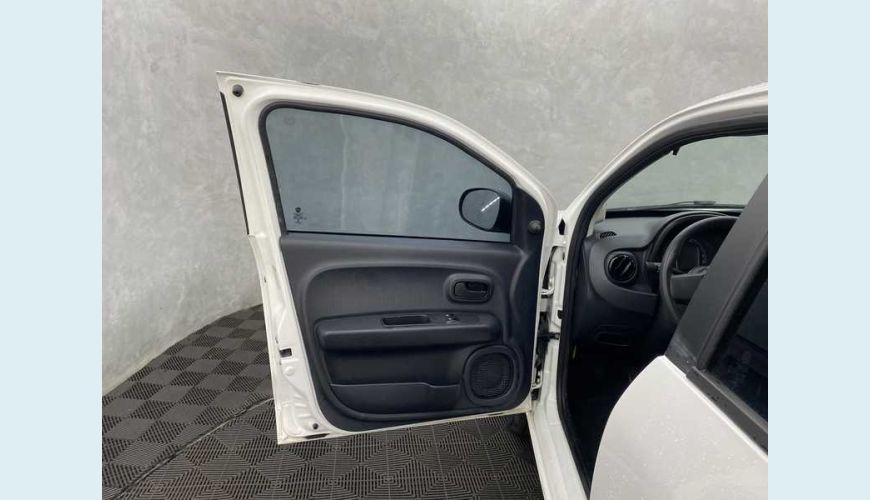 FIAT MOBI LIKE 1.0 FLEX MANUAL 4P - BRANCO - 2021 Foto 9 (Grande)