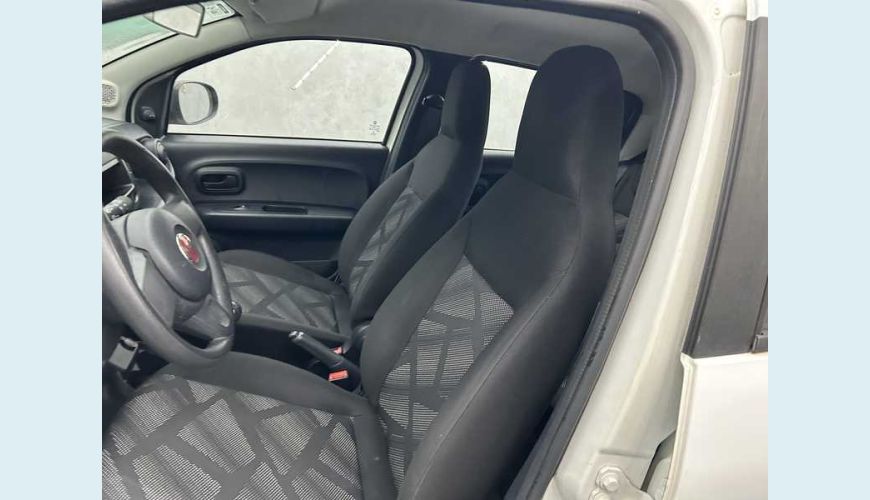 FIAT FIAT MOBI LIKE 1.0 FLEX MANUAL 4P - BRANCO - 2020 Foto 9 (Grande)
