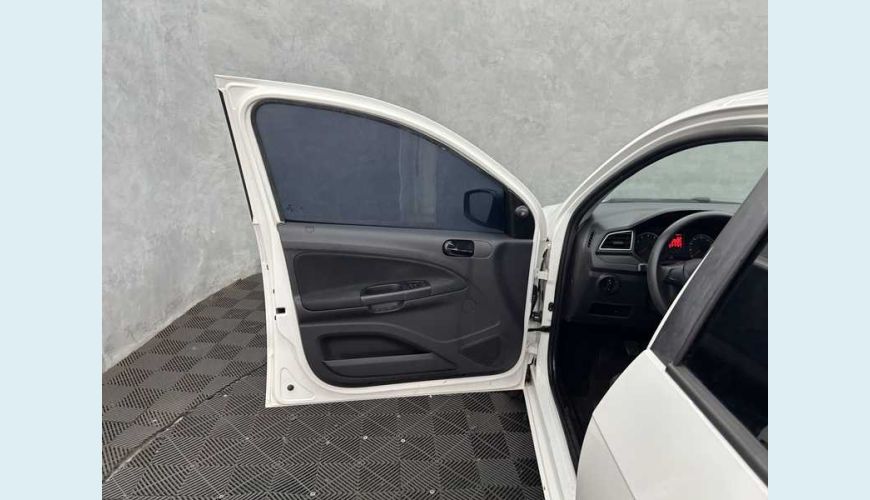 VOLKSWAGEN VOLKSWAGEN GOL 1.0 12V FLEX MANUAL 4P - BRANCO - 2022 Foto 9 (Grande)