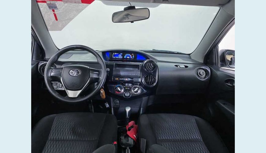 TOYOTA TOYOTA ETIOS SEDAN XLS 1.5 FLEX AUT. 4P - BRANCO - 2017 Foto 9 (Grande)