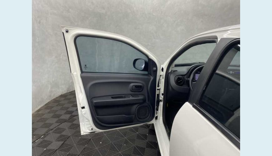 FIAT MOBI LIKE 1.0 FLEX MANUAL 4P - BRANCO - 2021 Foto 9 (Grande)