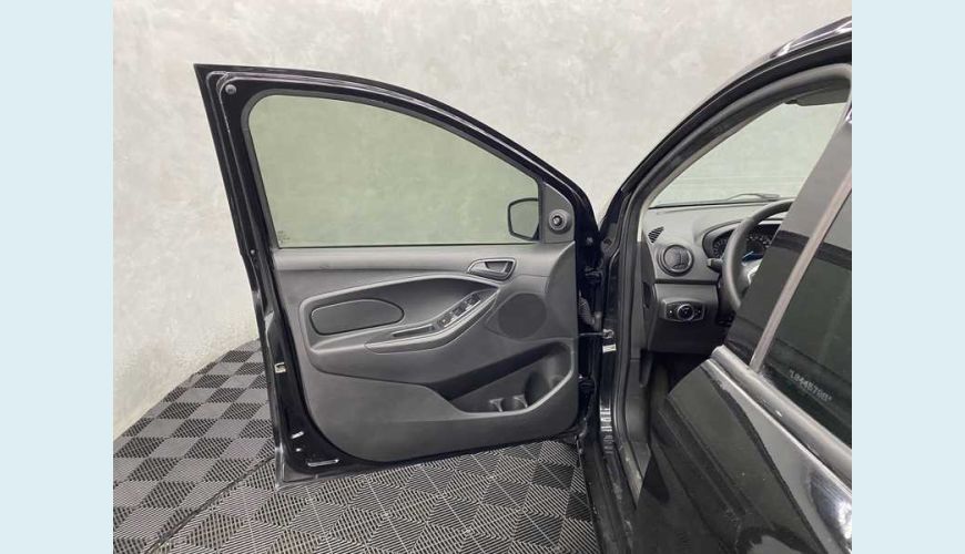 FORD KA SE PLUS 1.5 FLEX AUT. 4P - PRETO - 2020 Foto 9 (Grande)