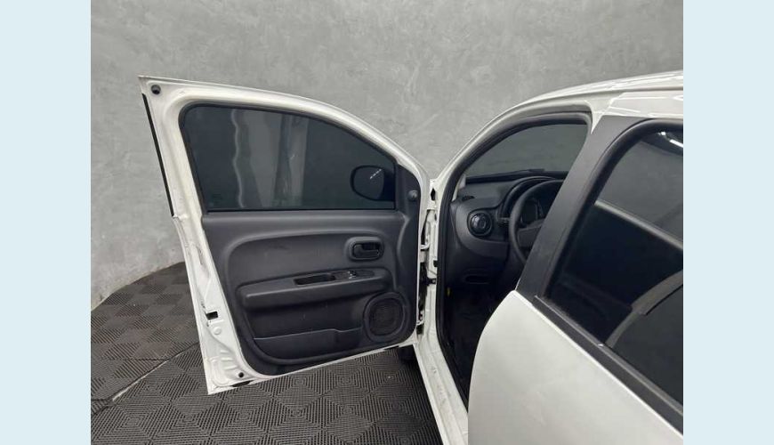 FIAT MOBI LIKE 1.0 FLEX MANUAL 4P - BRANCO - 2023 Foto 9 (Grande)