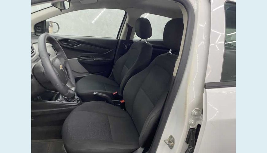 CHEVROLET ONIX JOY 1.0 FLEX MANUAL 4P - BRANCO - 2018 Foto 9 (Grande)