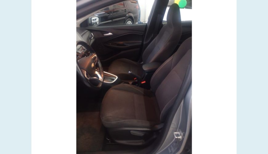 CHEVROLET ONIX FLEX AUT. 4P - PRATA - 2025 Foto 9 (Grande)