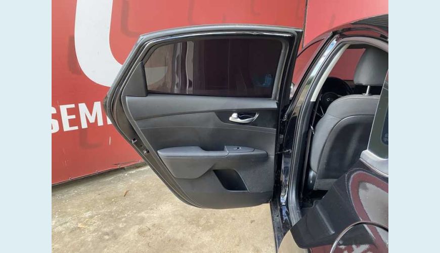 KIA CERATO EX 2.0 16V FLEX AUT. 4P - PRETO - 2020 Foto 9 (Grande)
