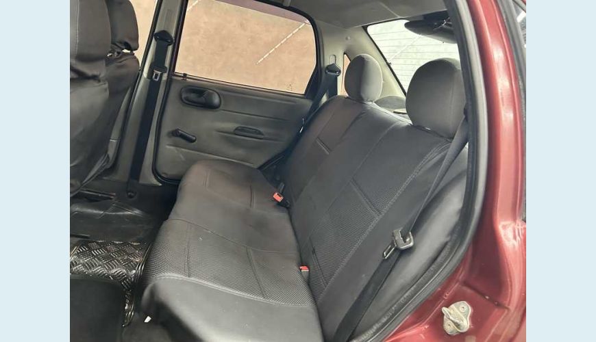CHEVROLET CLASSIC LS VHC 1.0 FLEX MANUAL 4P - VERMELHO - 2011 Foto 9 (Grande)