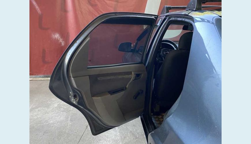 CHEVROLET PRISMA MAXX LT 1.4 FLEX MANUAL 4P - CINZA - 2012 Foto 9 (Grande)