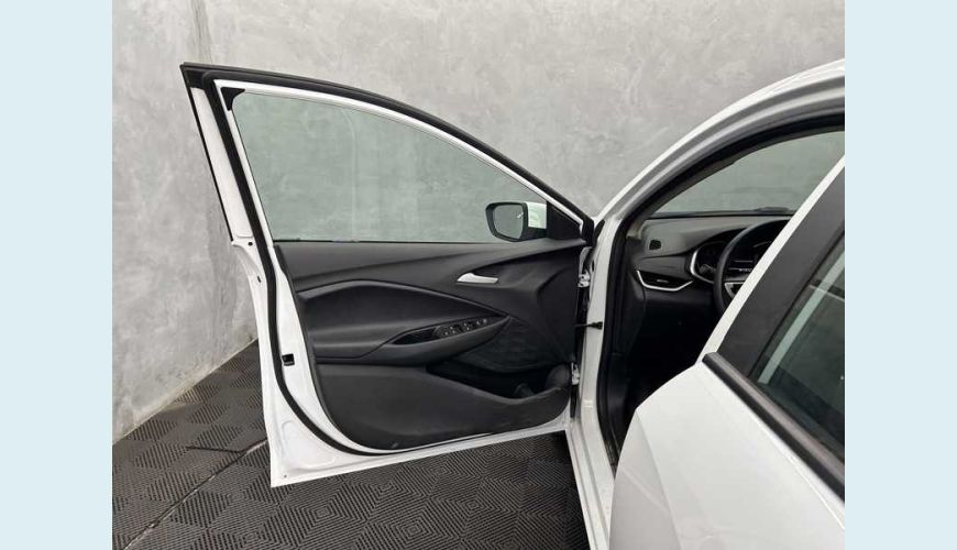 CHEVROLET ONIX LT 1.0 TURBO FLEX MANUAL 4P - BRANCO - 2024 Foto 9 (Grande)