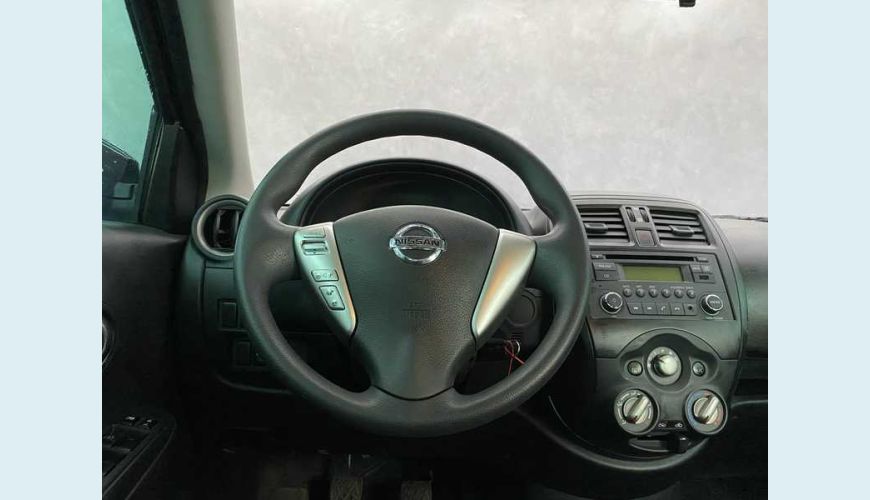 NISSAN VERSA 1.0 12V FLEX MANUAL 4P - PRETO - 2019 Foto 9 (Grande)