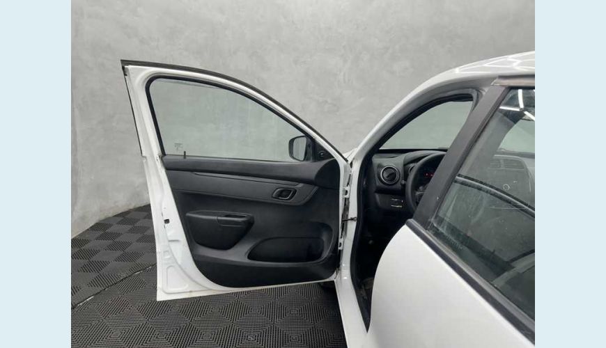RENAULT KWID ZEN 1.0 12V FLEX MANUAL 4P - BRANCO - 2021 Foto 9 (Grande)