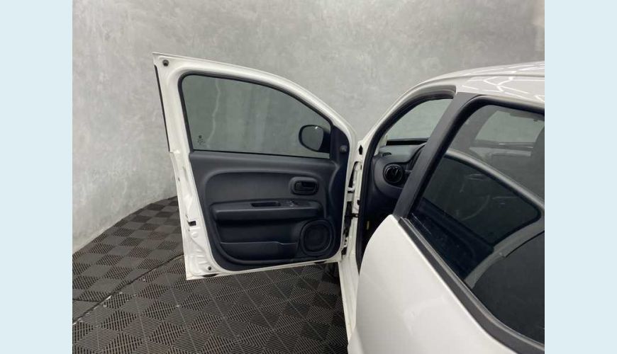 FIAT MOBI LIKE 1.0 FLEX MANUAL 4P - BRANCO - 2021 Foto 9 (Grande)
