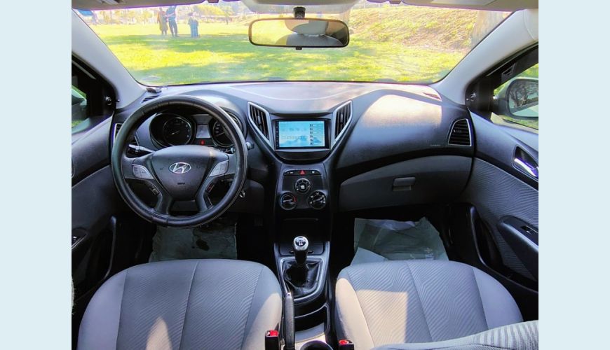 HYUNDAI HB 20S FLEX MANUAL 4P - BRANCO - 2015 Foto 9 (Grande)