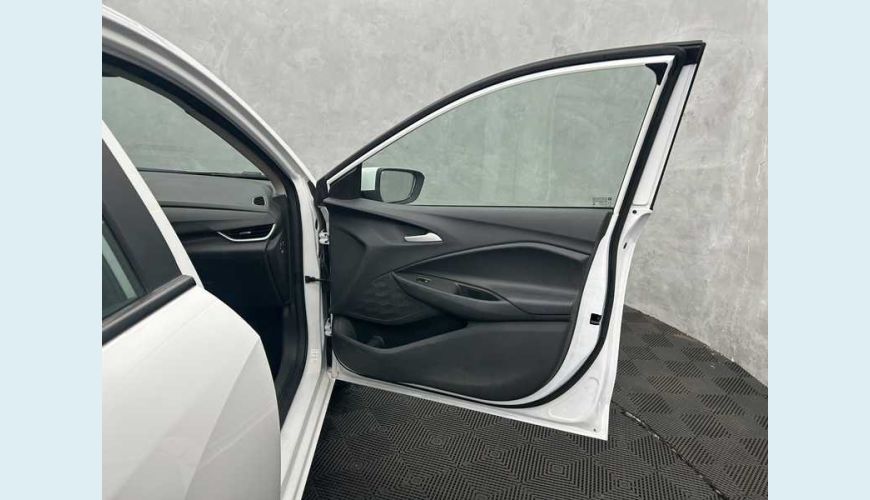 CHEVROLET ONIX LT 1.0 TURBO - BRANCO - 2024 Foto 9 (Grande)