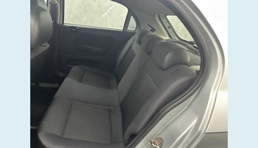 VOLKSWAGEN VOLKSWAGEN GOL 1.6 FLEX MANUAL 4P - PRATA - 2020 Foto 9 (Grande)