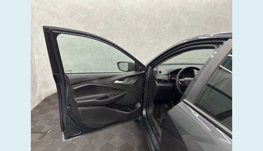CHEVROLET ONIX 1.0 FLEX MANUAL 4P - CINZA - 2024 Foto 9 (Grande)