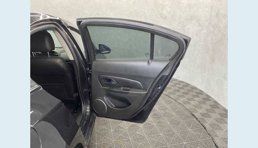 CHEVROLET CRUZE LT 1.8 16V ECOTEC AUT.FLEX - PRETO - 2016 Foto 9 (Grande)