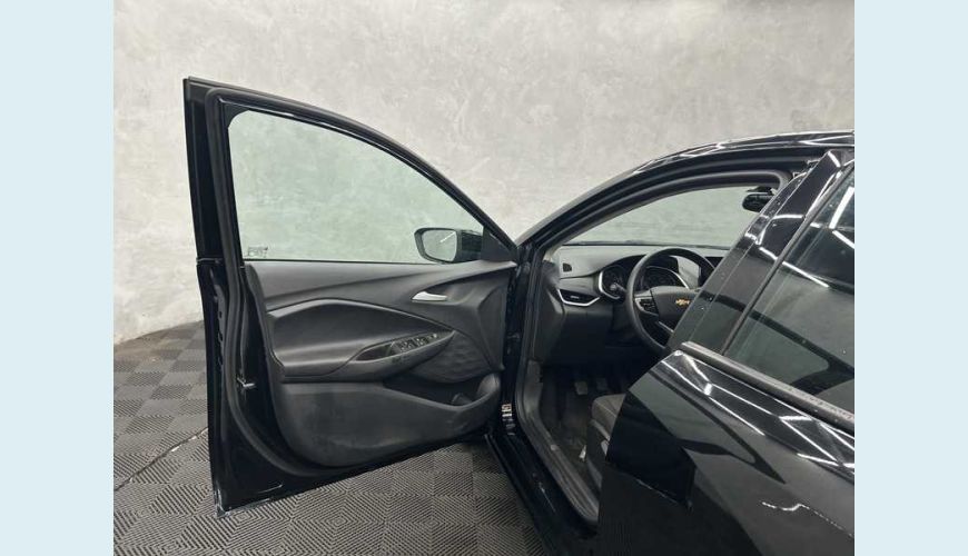 CHEVROLET ONIX LT 1.0 FLEX MANUAL 4P - PRETO - 2023 Foto 9 (Grande)