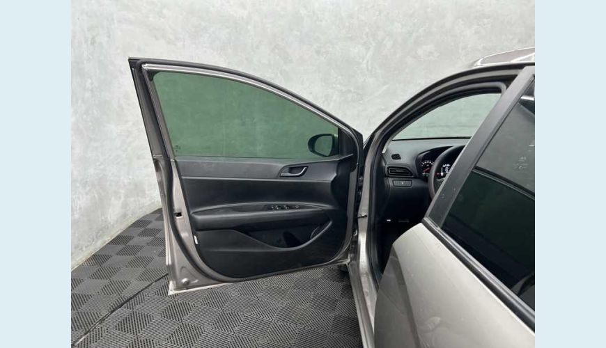 HYUNDAI HYUNDAI HB20 COMFORT 1.0 FLEX AUT. 4P - PRATA - 2023 Foto 9 (Grande)