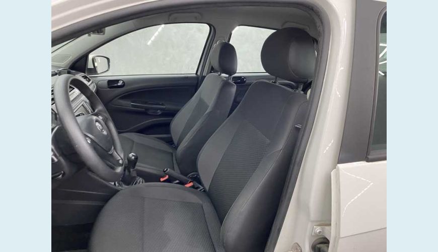 VOLKSWAGEN VOLKSWAGEN VOYAGE 1.6 FLEX MANUAL 4P - BRANCO - 2022 Foto 9 (Grande)